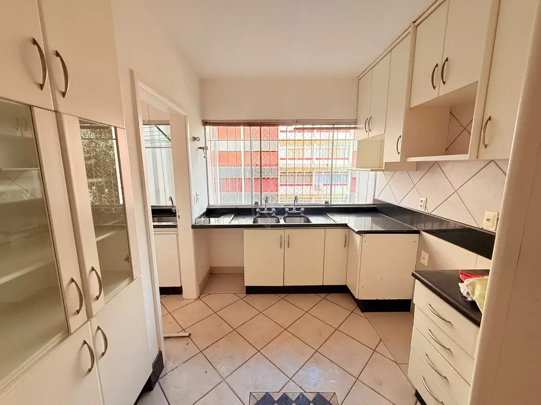 Apartamento em Asa Sul, Brasilia — foto 2