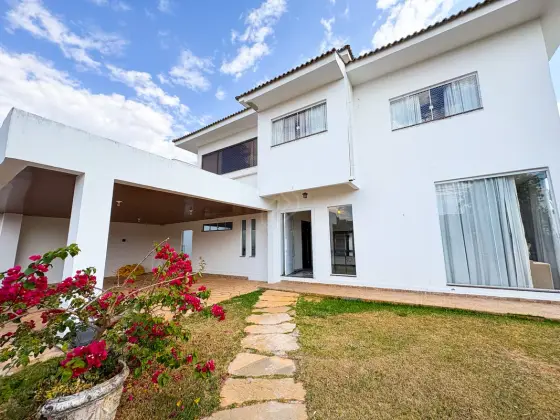 Casa em Jardim Botanico, Brasilia
